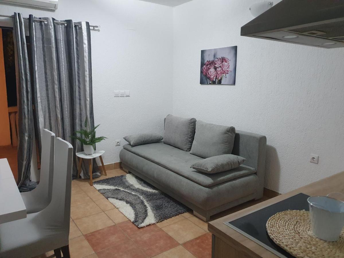 Apartman Mare シベニク エクステリア 写真
